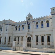 L'Institut de biologie marine Michel-Pacha: in this building the ANTARES shore station is located. The KM3NeT-Fr shore station will share the same location for the first years of operation.